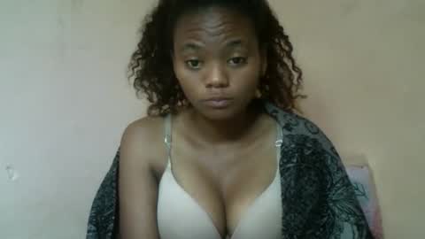 Snapshot of herisse01 chatting on May 22, 2026, 10:04 pm herisse01 online show from May 22, 2026, 10:04 pm