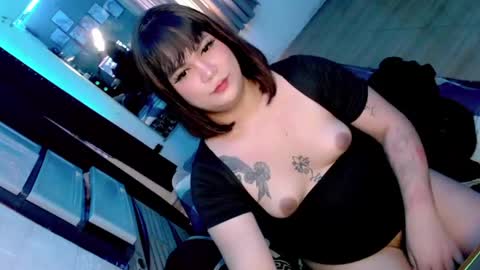 hermaphrodite199x online show from May 9, 2026, 1:44 am