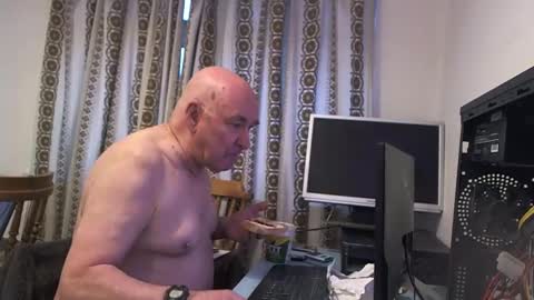 mature online show from January 1, 2025, 9:07 am