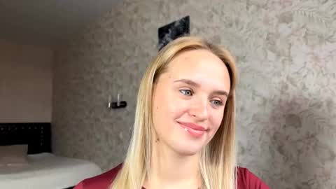 Sylvia online show from September 24, 2025, 8:06 am