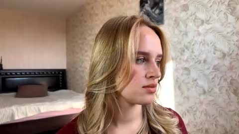 Sylvia online show from September 30, 2025, 7:35 am