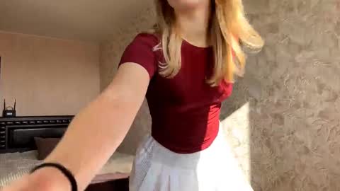 Sylvia online show from October 4, 2025, 7:39 am