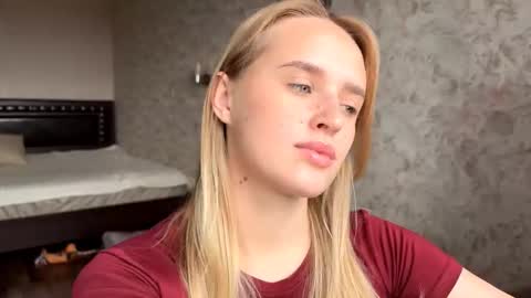 Sylvia online show from October 18, 2025, 8:04 am