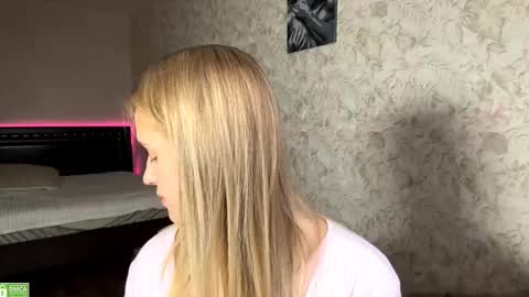 Sylvia online show from October 28, 2025, 7:34 am