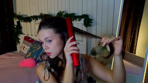 Snapshot of herminasouth chatting on March 6, 2026, 9:11 pm Nicole online show from March 6, 2026, 9:11 pm