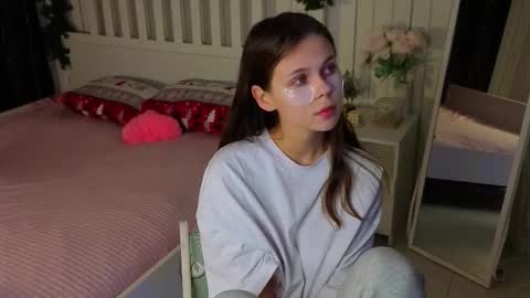 Snapshot of herminasouth chatting on March 20, 2026, 6:13 pm Nicole online show from March 20, 2026, 6:13 pm