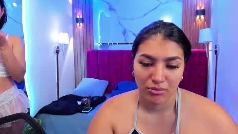 Snapshot of hermione_whatson chatting on October 15, 2025, 12:05 pm hermione_whatson online show from October 15, 2025, 12:05 pm