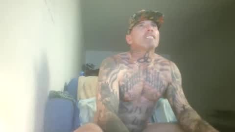 Snapshot of hershdog2482 chatting on May 27, 2026, 5:32 pm hershdog2482 online show from May 27, 2026, 5:32 pm