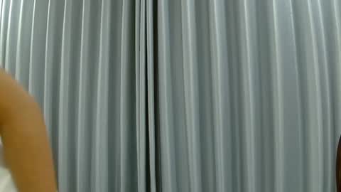 Aran online show from December 18, 2025, 2:12 pm