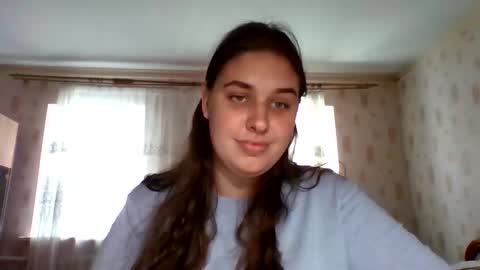 Snapshot of hess_luna_ chatting on September 13, 2025, 9:20 am hess_luna_ online show from September 13, 2025, 9:20 am