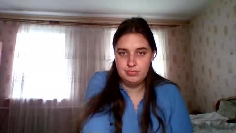 Snapshot of hess_luna_ chatting on September 15, 2025, 9:09 am hess_luna_ online show from September 15, 2025, 9:09 am