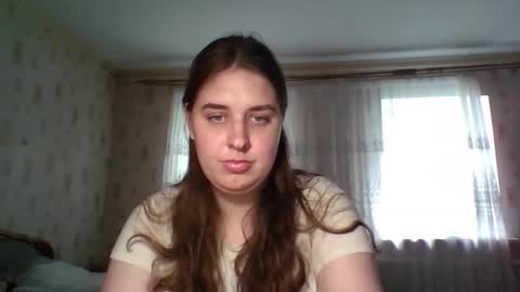 Snapshot of hess_luna_ chatting on September 17, 2025, 9:11 am hess_luna_ online show from September 17, 2025, 9:11 am