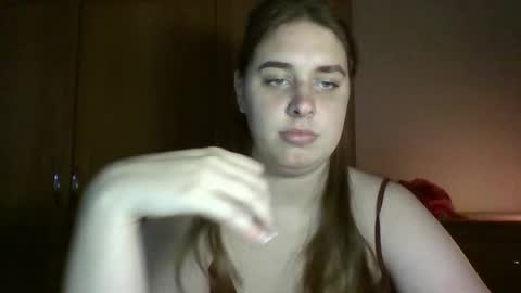 Snapshot of hess_luna_ chatting on September 25, 2025, 9:13 am hess_luna_ online show from September 25, 2025, 9:13 am