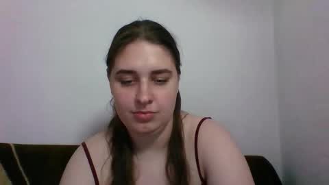 Snapshot of hess_luna_ chatting on October 6, 2025, 9:07 am hess_luna_ online show from October 6, 2025, 9:07 am