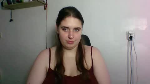 Snapshot of hess_luna_ chatting on October 24, 2025, 9:17 am hess_luna_ online show from October 24, 2025, 9:17 am