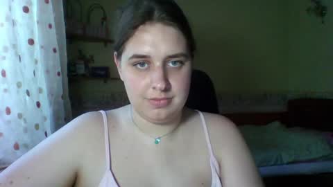 hess_luna_ online show from June 29, 2026, 10:15 am