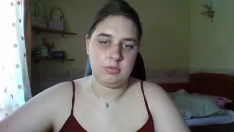 hess_luna_ online show from June 30, 2026, 9:10 am