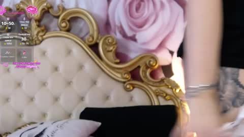 Hessy online show from May 10, 2026, 4:23 pm