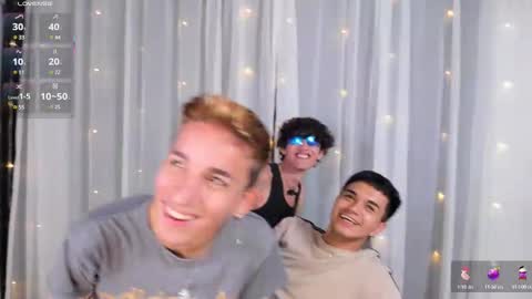 Snapshot of hetero27cum chatting on March 3, 2025, 4:36 am Euphoria Boys online show from March 3, 2025, 4:36 am
