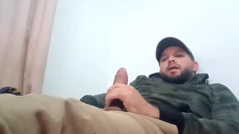 Snapshot of hetero_caliente89 chatting on November 11, 2025, 10:54 pm hetero_caliente89 online show from November 11, 2025, 10:54 pm