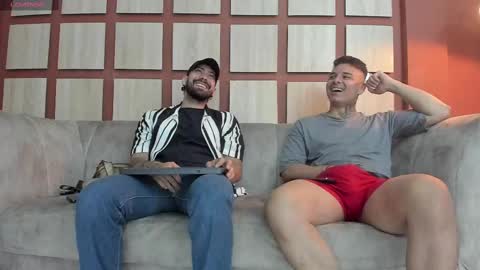 heteros men online show from March 2, 2025, 2:32 pm