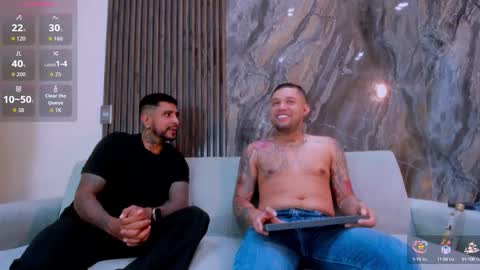 heteros men online show from October 14, 2025, 2:18 pm