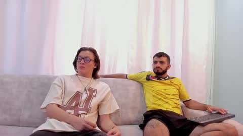 heteros men online show from May 8, 2026, 1:49 pm