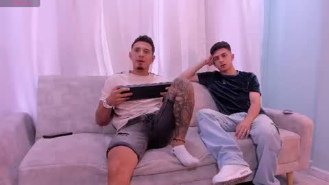 heteros men online show from June 24, 2026, 7:57 pm
