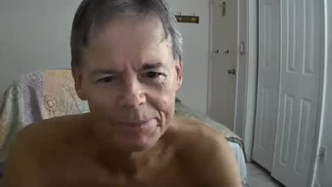 Snapshot of hewes1 chatting on September 29, 2025, 9:36 am hewes1 online show from September 29, 2025, 9:36 am