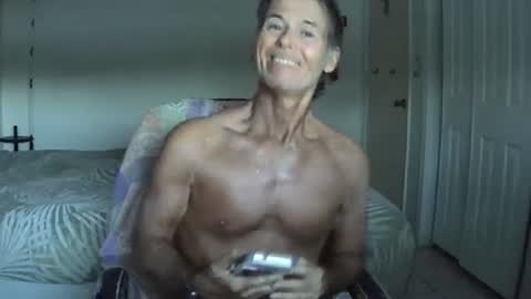 hewes1 online show from February 25, 2026, 11:14 pm