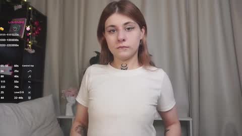 Snapshot of hexamuse chatting on November 8, 2025, 10:48 am Sofia online show from November 8, 2025, 10:48 am