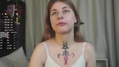 Snapshot of hexamuse chatting on November 9, 2025, 9:40 am Sofia online show from November 9, 2025, 9:40 am