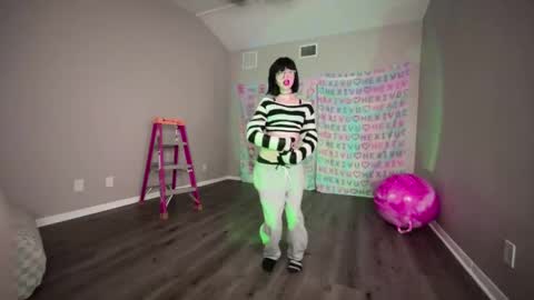 salem online show from January 17, 2025, 3:55 am