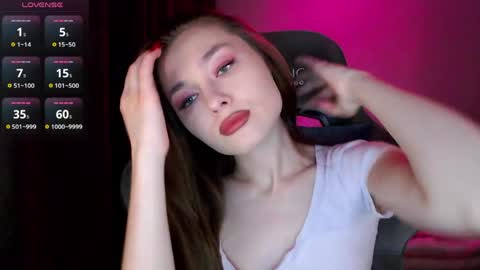 Snapshot of hey_nora_ chatting on March 24, 2026, 12:15 am Nora online show from March 24, 2026, 12:15 am