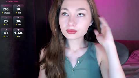 Snapshot of hey_nora_ chatting on April 3, 2026, 2:42 am Nora online show from April 3, 2026, 2:42 am