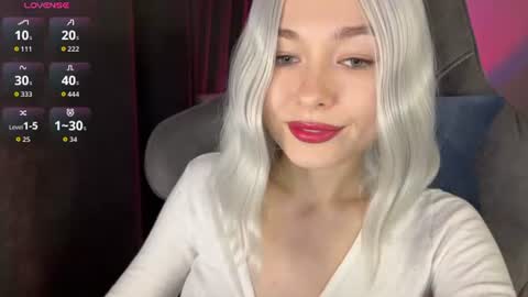  Nora  online show from June 11, 2026, 9:24 pm