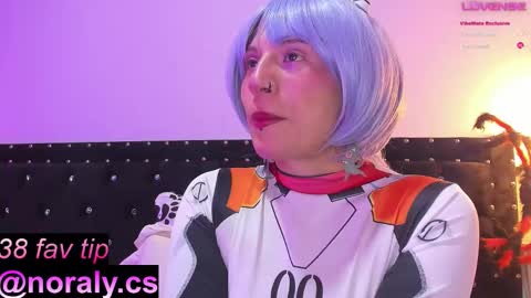 Noraly  online show from November 7, 2025, 5:29 am