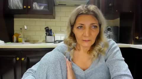 Heyheygrey online show from December 28, 2024, 2:32 pm