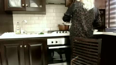 Snapshot of heyheygrey chatting on October 20, 2025, 11:10 am Heyheygrey online show from October 20, 2025, 11:10 am