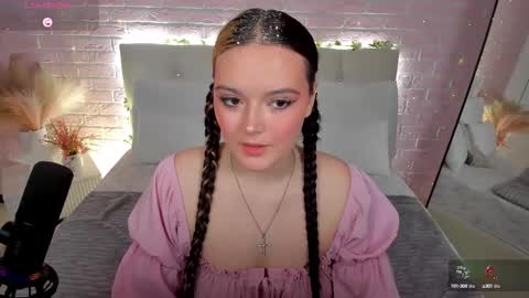 Amazing Mary  online show from September 19, 2025, 5:09 am