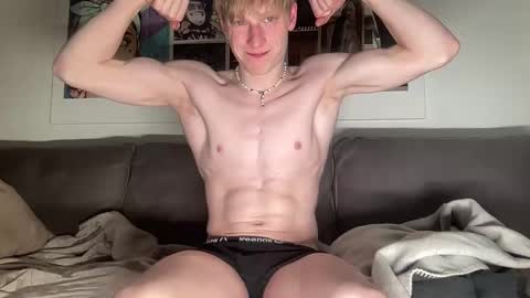 Yourboyfor online show from February 16, 2025, 5:59 pm