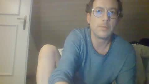 heytheresunshine339623 online show from February 24, 2025, 7:11 am