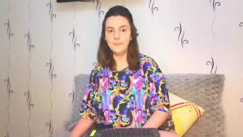 Heyy baddie online show from April 14, 2026, 7:14 am