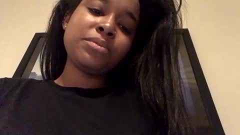 heyyou301990 online show from November 15, 2025, 10:48 pm