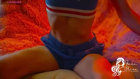 Gwen Elise online show from October 30, 2025, 3:35 pm