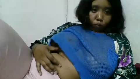 Snapshot of hheritinaa chatting on October 9, 2025, 11:03 pm hheritinaa online show from October 9, 2025, 11:03 pm