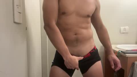 hhernan1 online show from March 17, 2026, 5:00 am