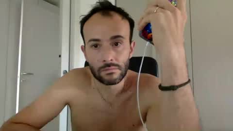 hhombre online show from June 25, 2026, 12:09 pm