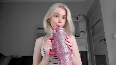 Popsy Risha online show from May 9, 2026, 4:12 pm
