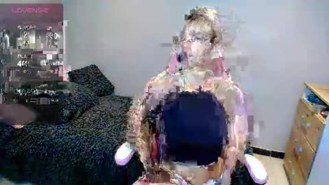 hi_scarlett online show from February 2, 2025, 1:30 pm